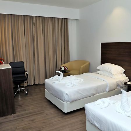 Yn Hotels Bangalore Dış mekan fotoğraf