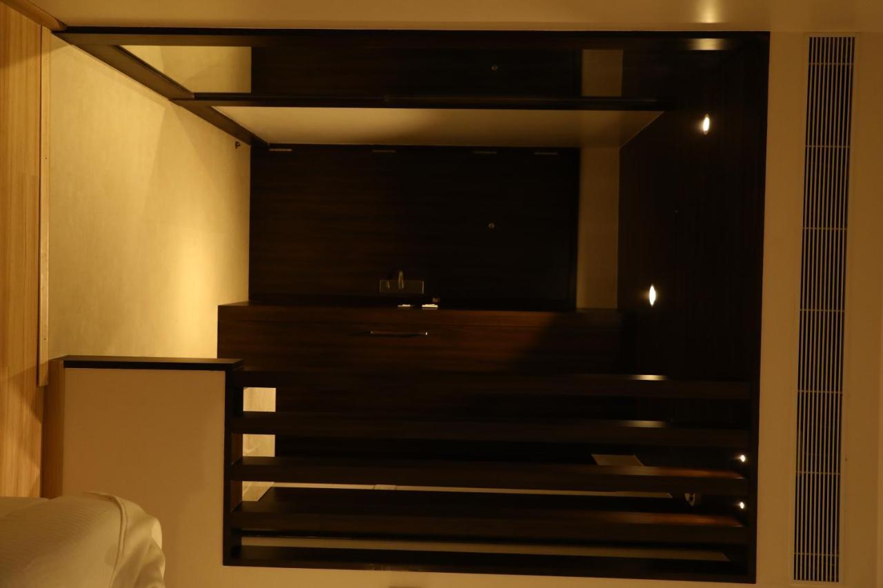 Yn Hotels Bangalore Dış mekan fotoğraf