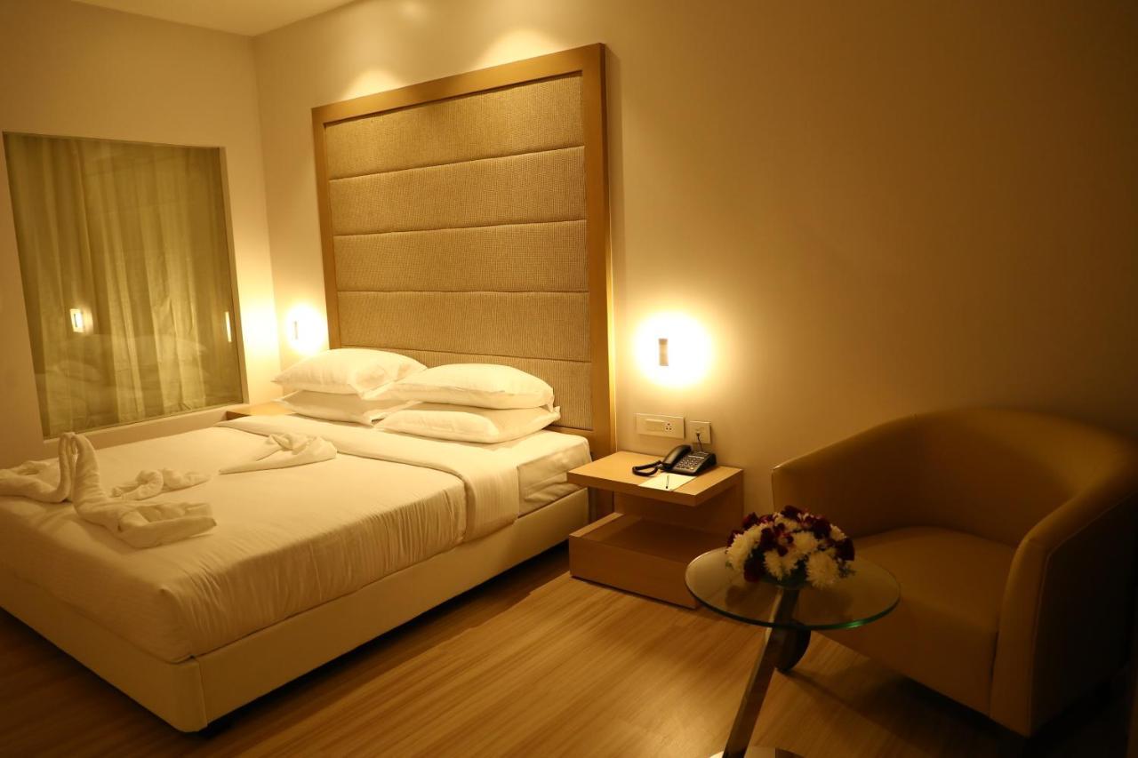 Yn Hotels Bangalore Dış mekan fotoğraf